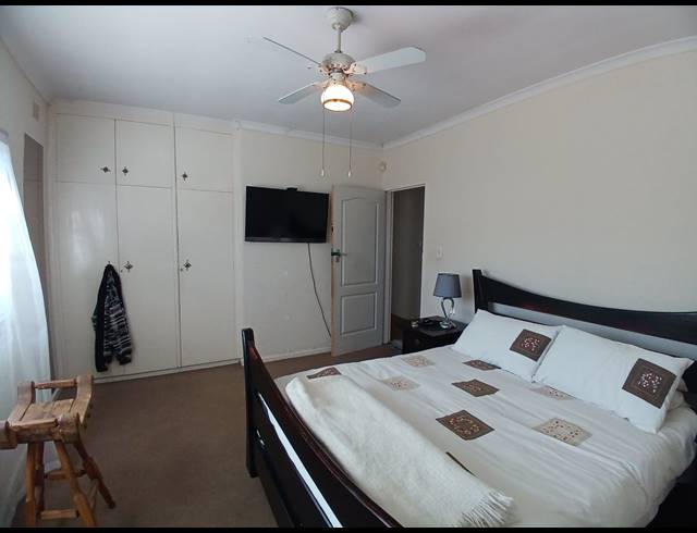 3 BEDROOM HOUSE FOR SALE IN WINDSOR PARK ESTATE